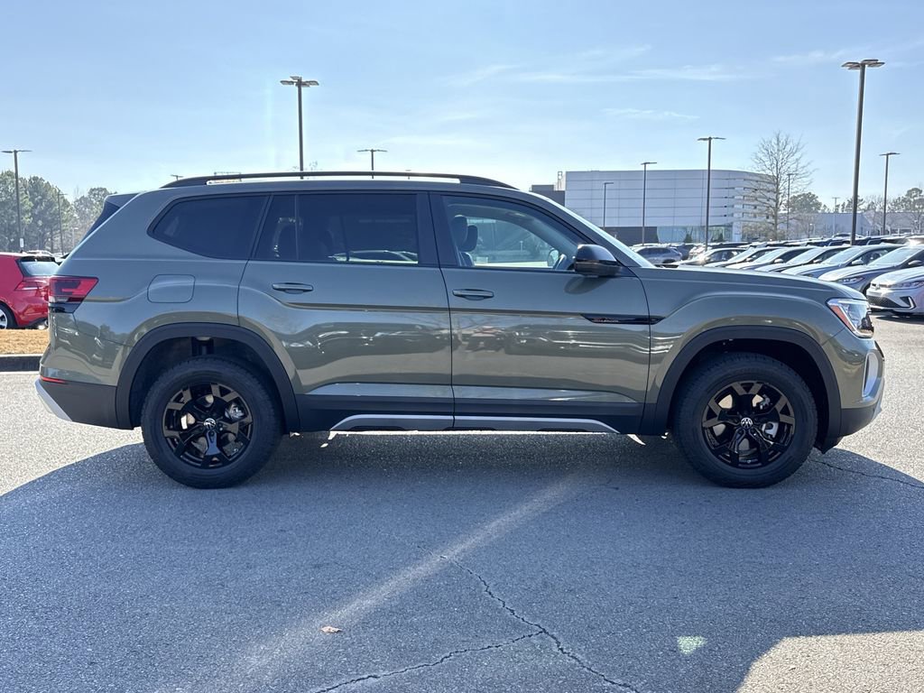 New 2026 Volkswagen Atlas Peak Edition image 6