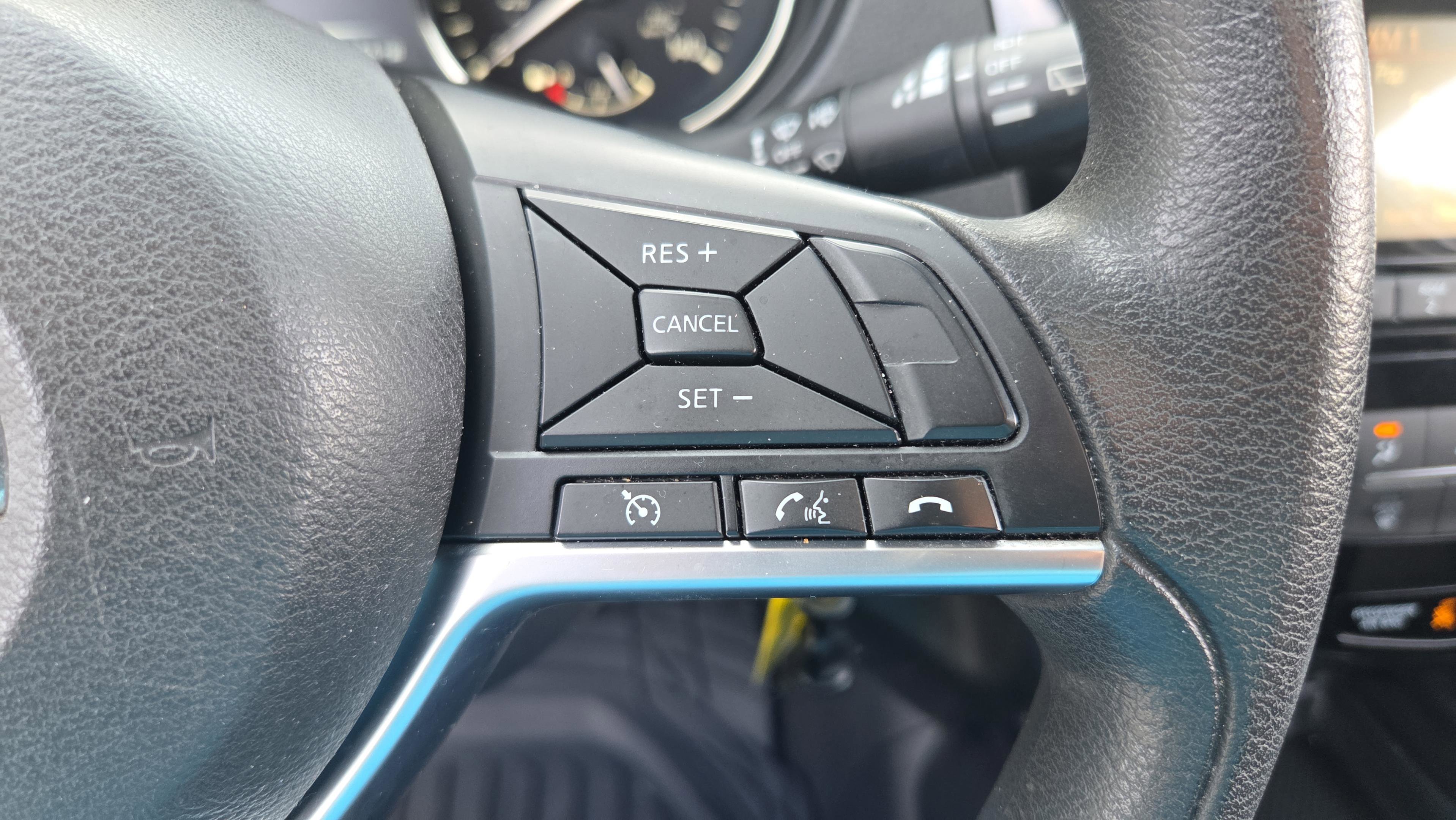 Used 2017 Nissan Rogue S FWD image 24