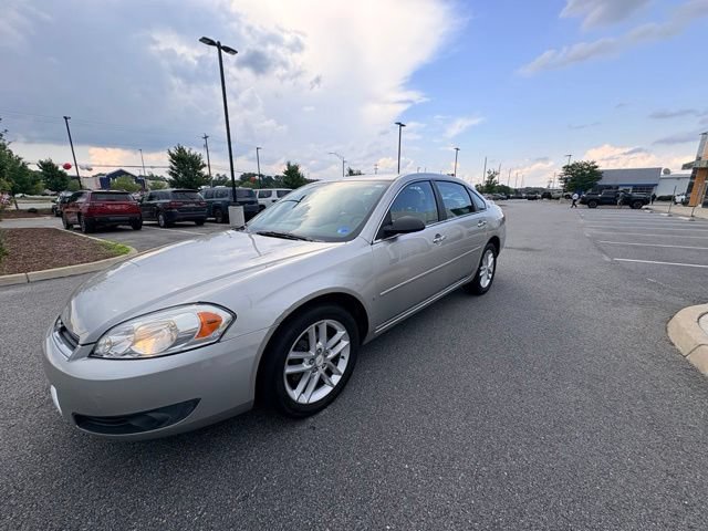 Used 2008 Chevrolet Impala LTZ FWD image 1
