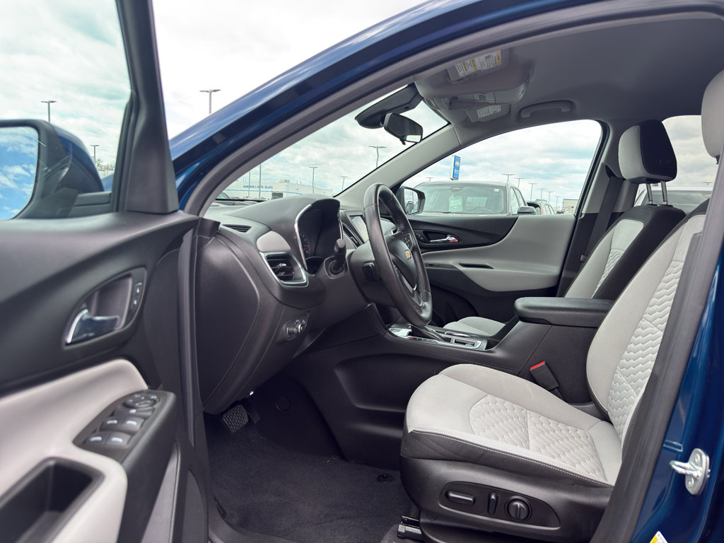 Used 2021 Chevrolet Equinox LT FWD image 11