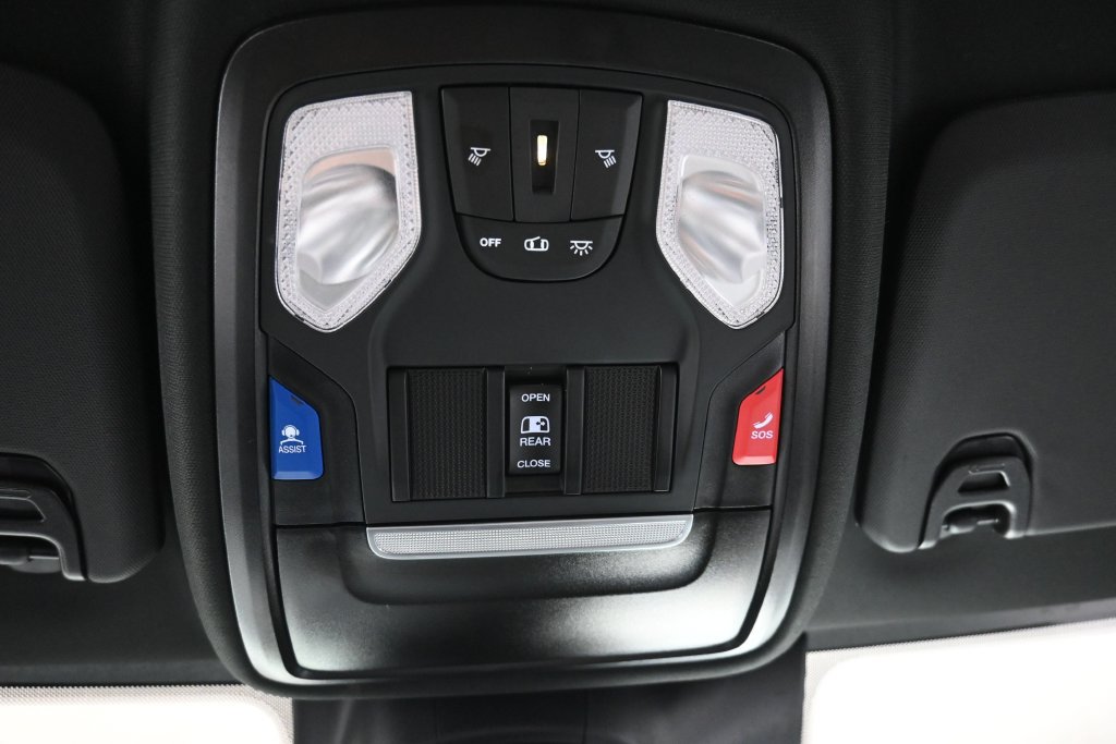 Used 2025 RAM 3500 Tradesman AWD/4WD image 29