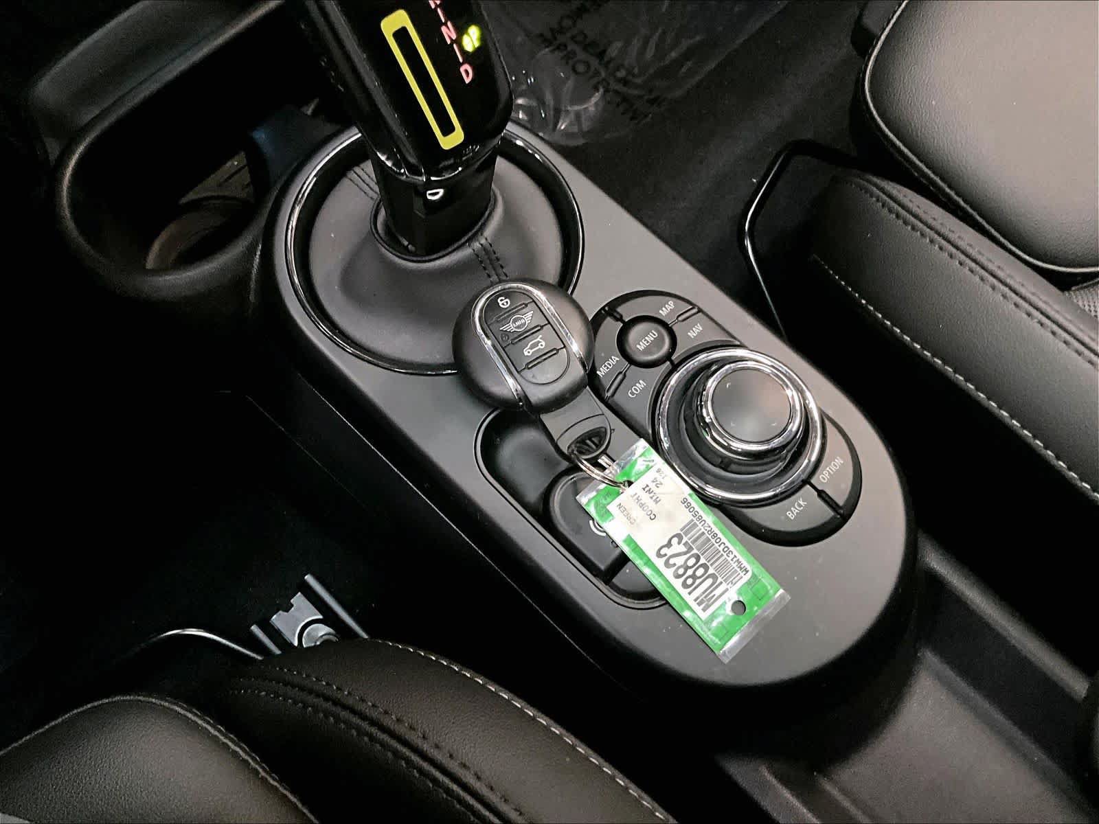 Used 2024 MINI Cooper SE FWD image 38