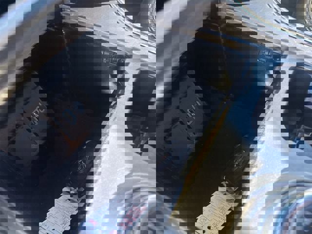 Used 2023 Ford Explorer Limited image 6