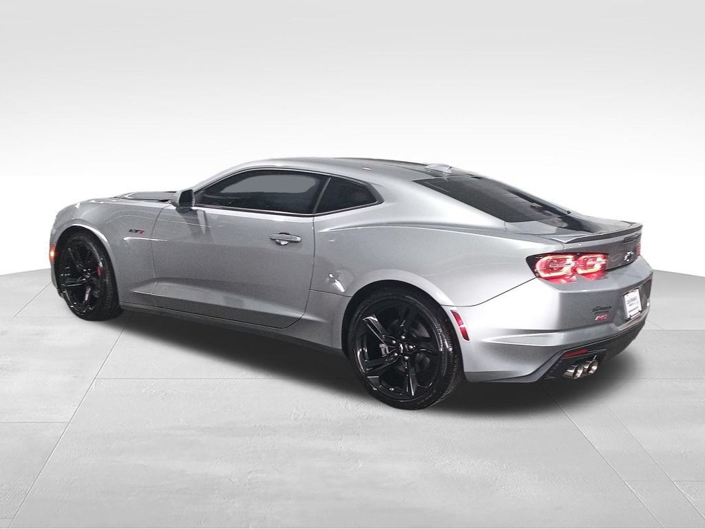 Used 2024 Chevrolet Camaro LT w/ RS Package RWD image 3