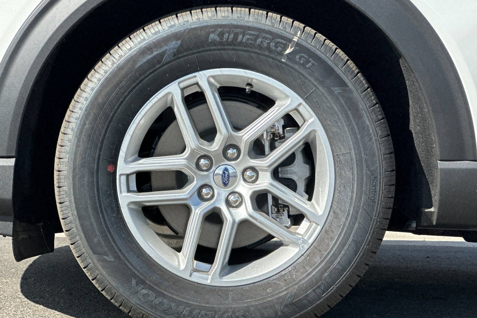 New 2026 Ford Explorer Active w/ Active Comfort Package RWD image 26