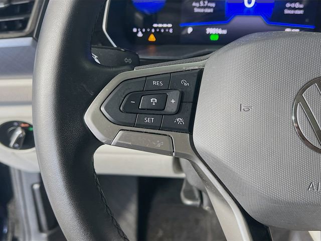 Used 2023 Volkswagen Jetta SE w/ Panoramic Sunroof Package FWD image 17