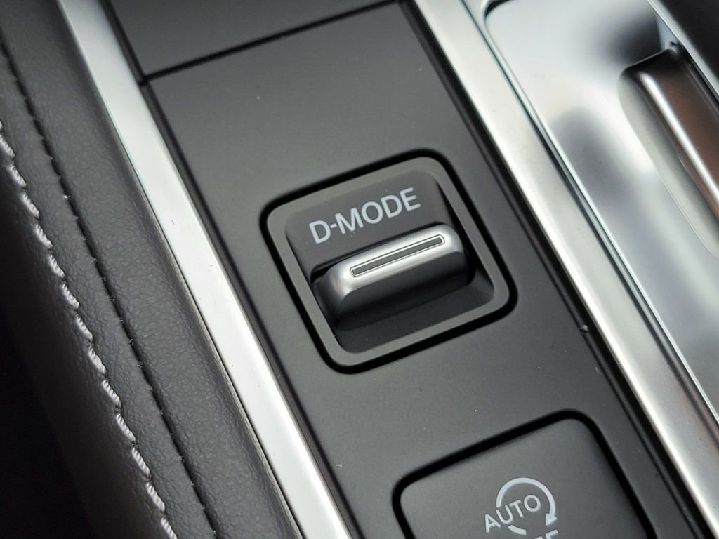 Certified 2025 INFINITI QX60 Pure w/ Cargo Package image 12