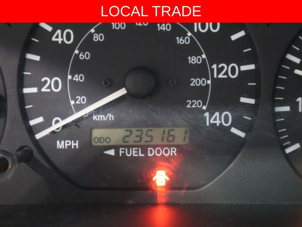Used 2001 Toyota Camry LE FWD image 2