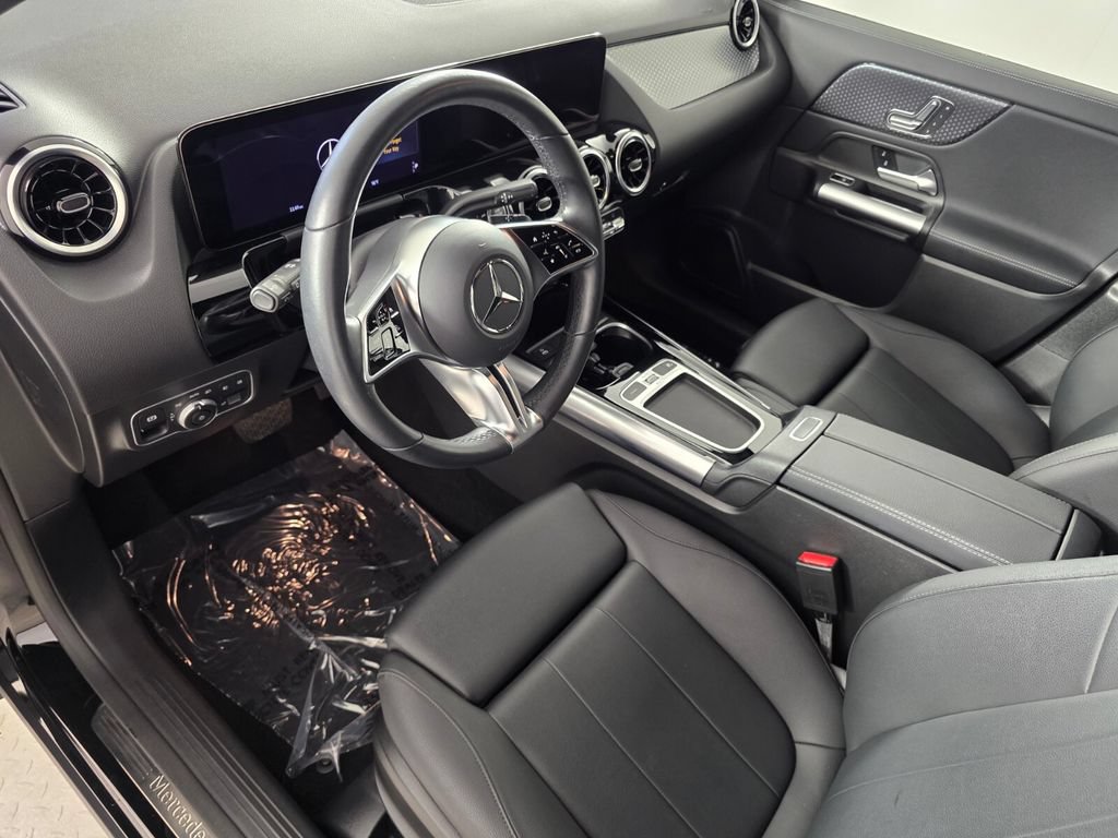Certified 2025 Mercedes-Benz GLA 250 image 10