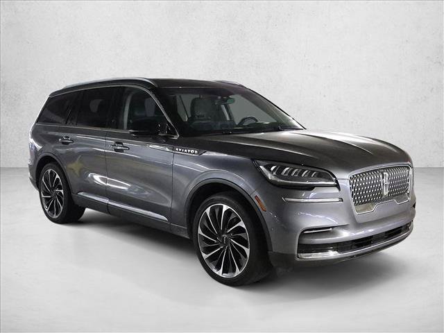 Used 2022 Lincoln Aviator Reserve w/ Equipment Group 201A RWD image 3