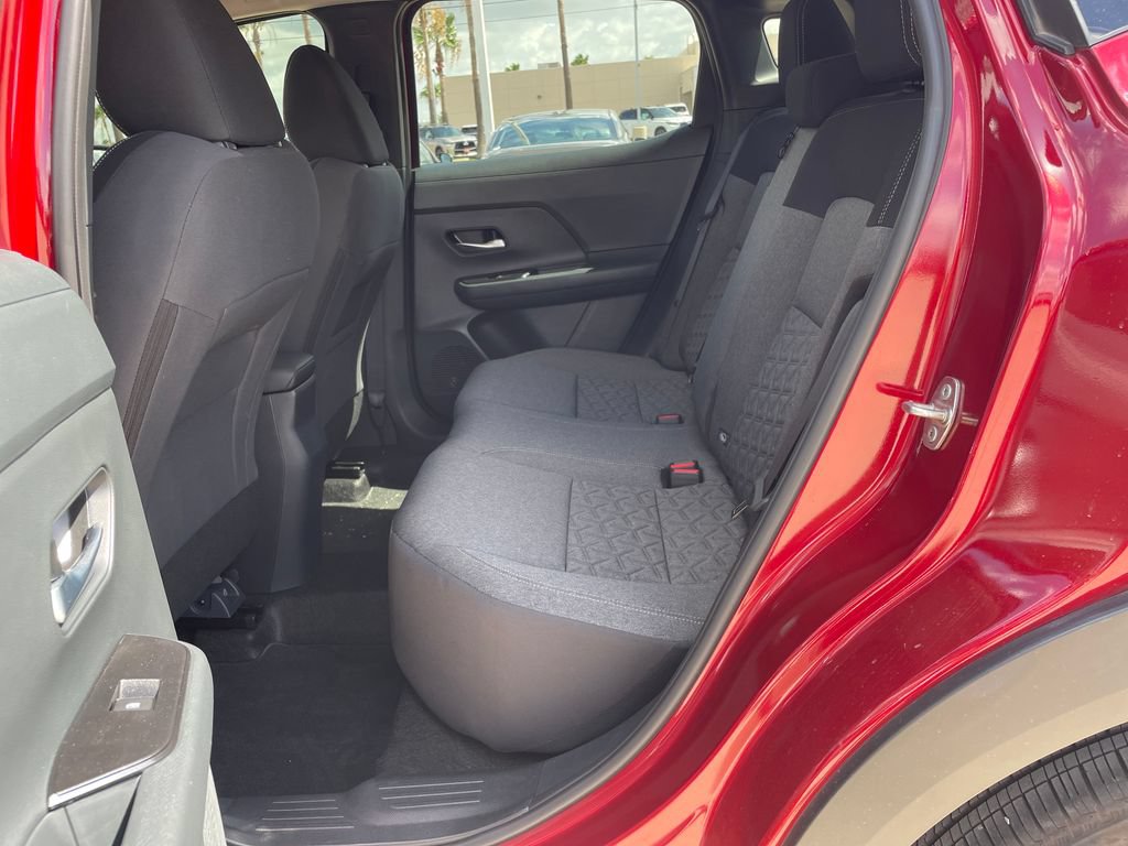 Certified 2025 Nissan Kicks SV FWD image 25