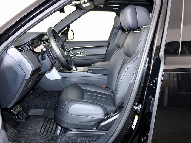 Used 2025 Land Rover Range Rover Autobiography AWD/4WD image 5