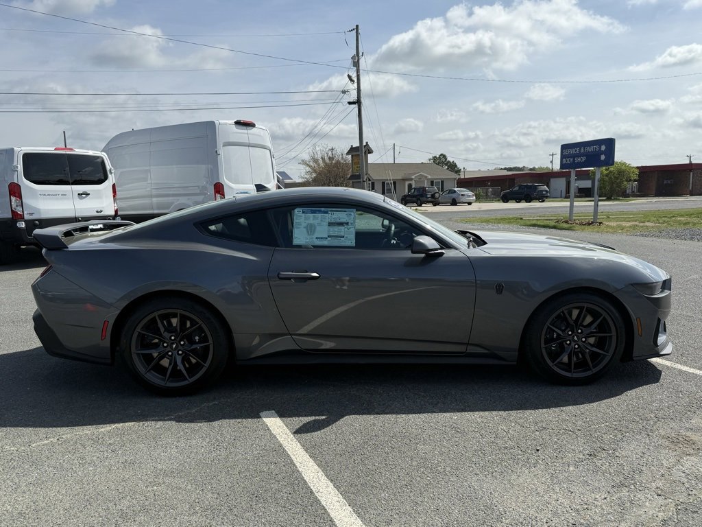 New 2025 Ford Mustang Dark Horse image 2