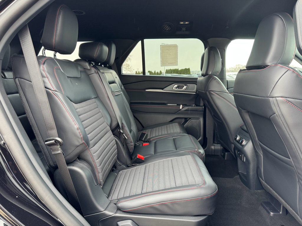 New 2026 Ford Explorer ST-Line w/ ST-Line Street Pack image 21