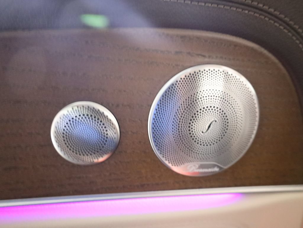 Certified 2018 Mercedes-Benz E 400 4MATIC Sedan image 38