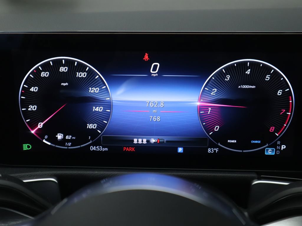 Used 2026 Mercedes-Benz GLB 250 image 34