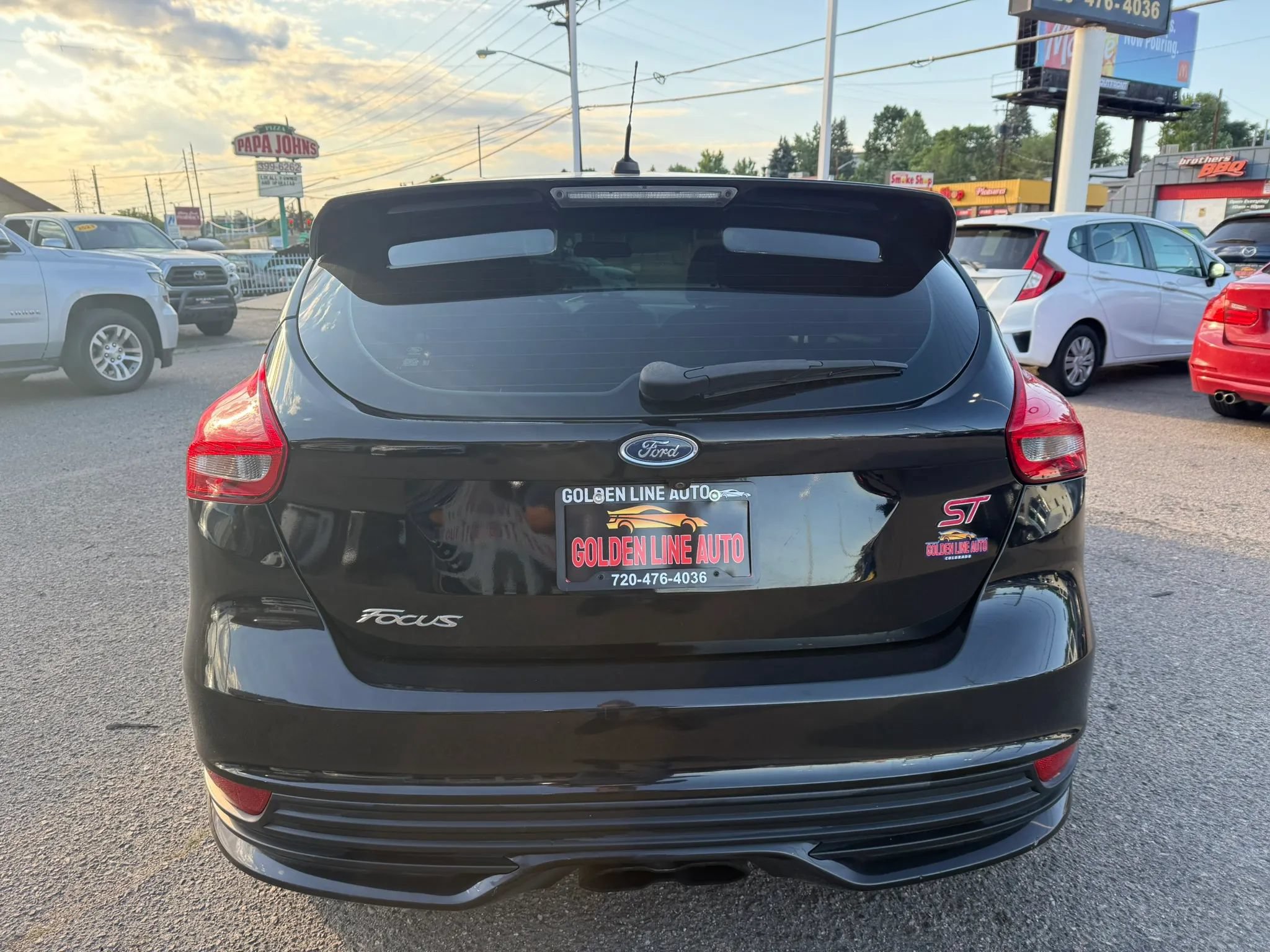 Used 2017 Ford Focus ST FWD image 7