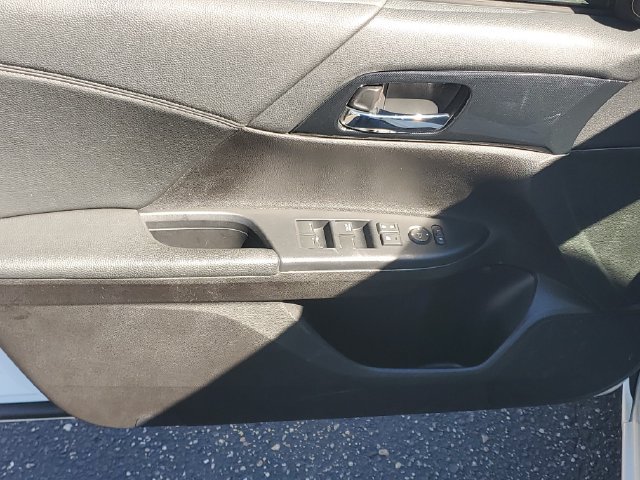 Used 2014 Honda Accord Sport image 15