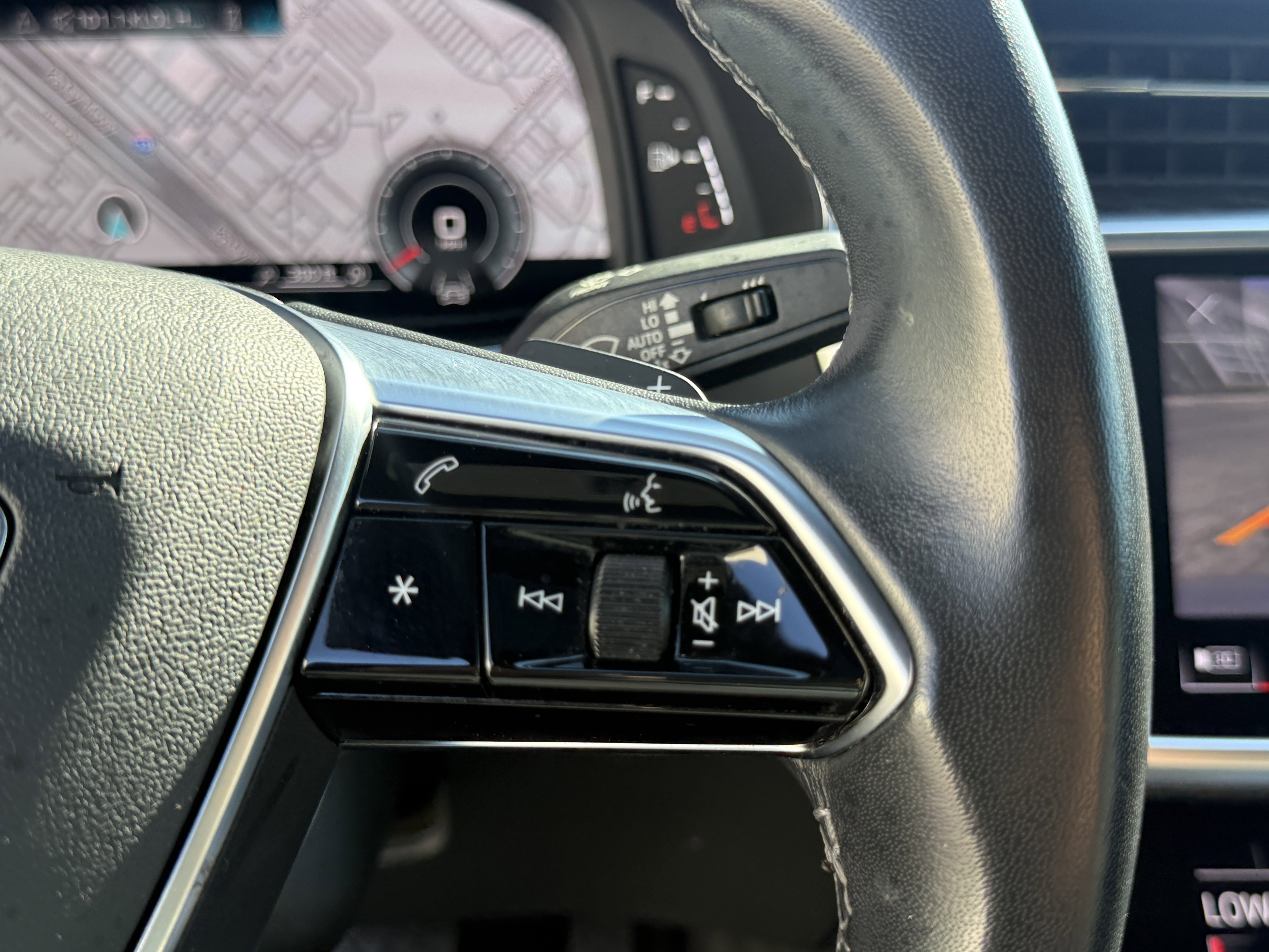 Used 2023 Audi A6 Premium image 20