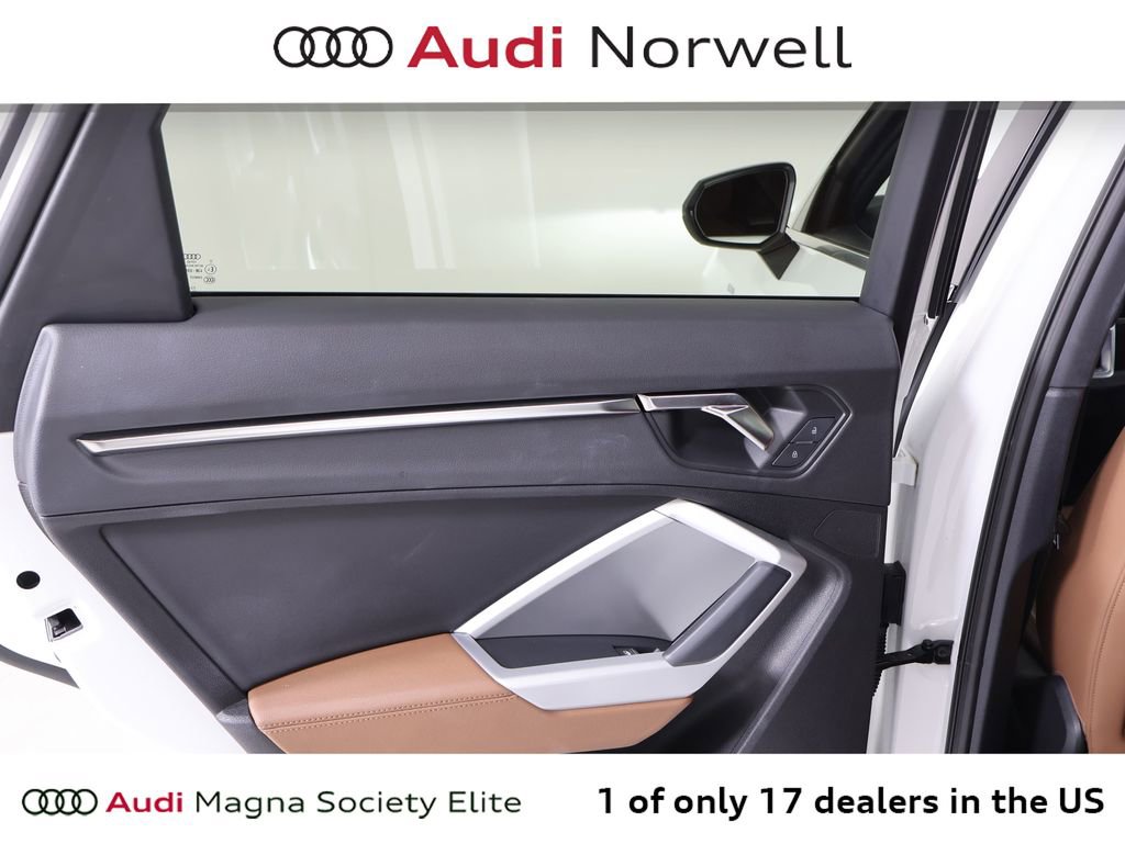 Used 2023 Audi Q3 2.0T Premium w/ Convenience Package AWD/4WD image 21