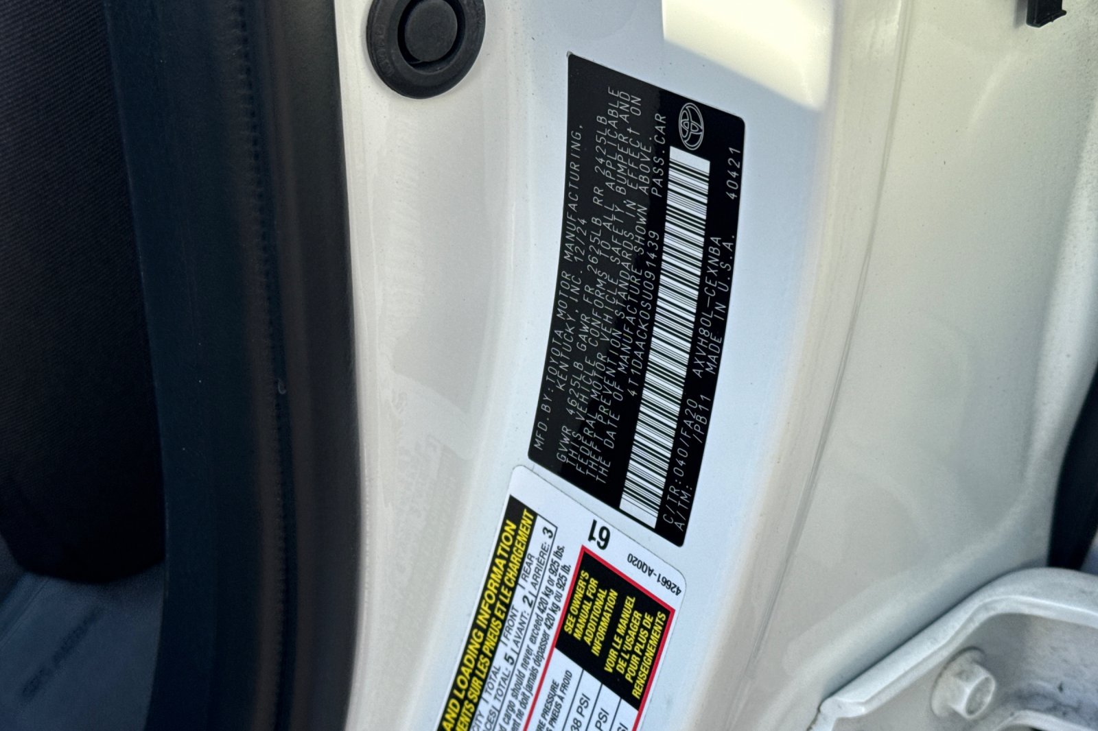 Used 2025 Toyota Camry LE w/ Convenience Package FWD image 27