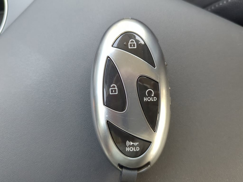 New 2025 Hyundai Sonata Limited image 27