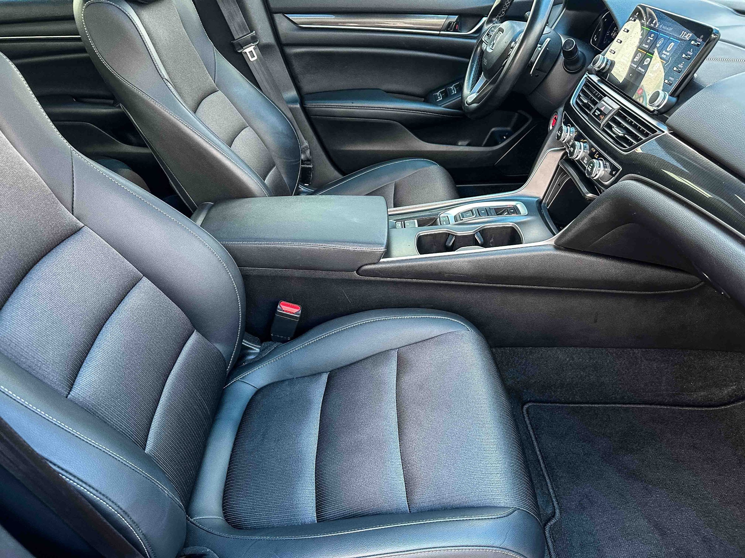 Certified 2022 Honda Accord Sport image 25