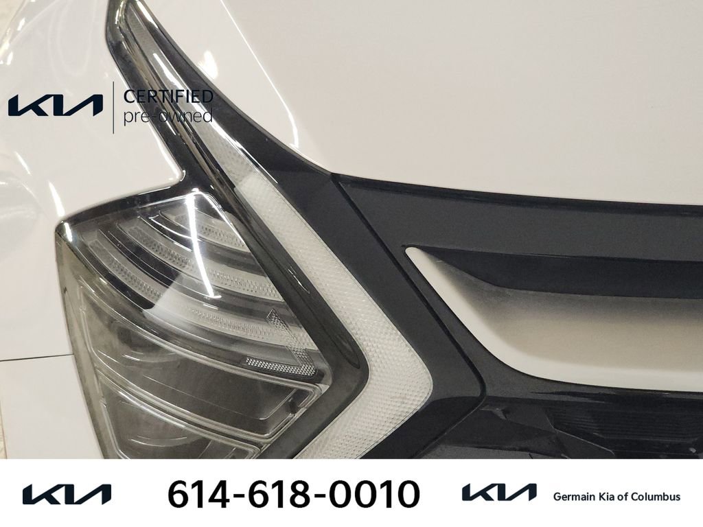 Certified 2025 Kia Sportage EX image 15