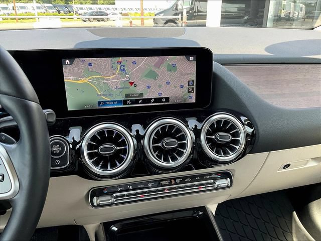 Certified 2023 Mercedes-Benz GLA 250 4MATIC image 11