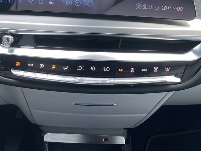 New 2026 Cadillac Lyriq Sport image 18