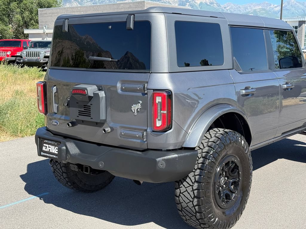 Used 2021 Ford Bronco Outer Banks AWD/4WD image 10