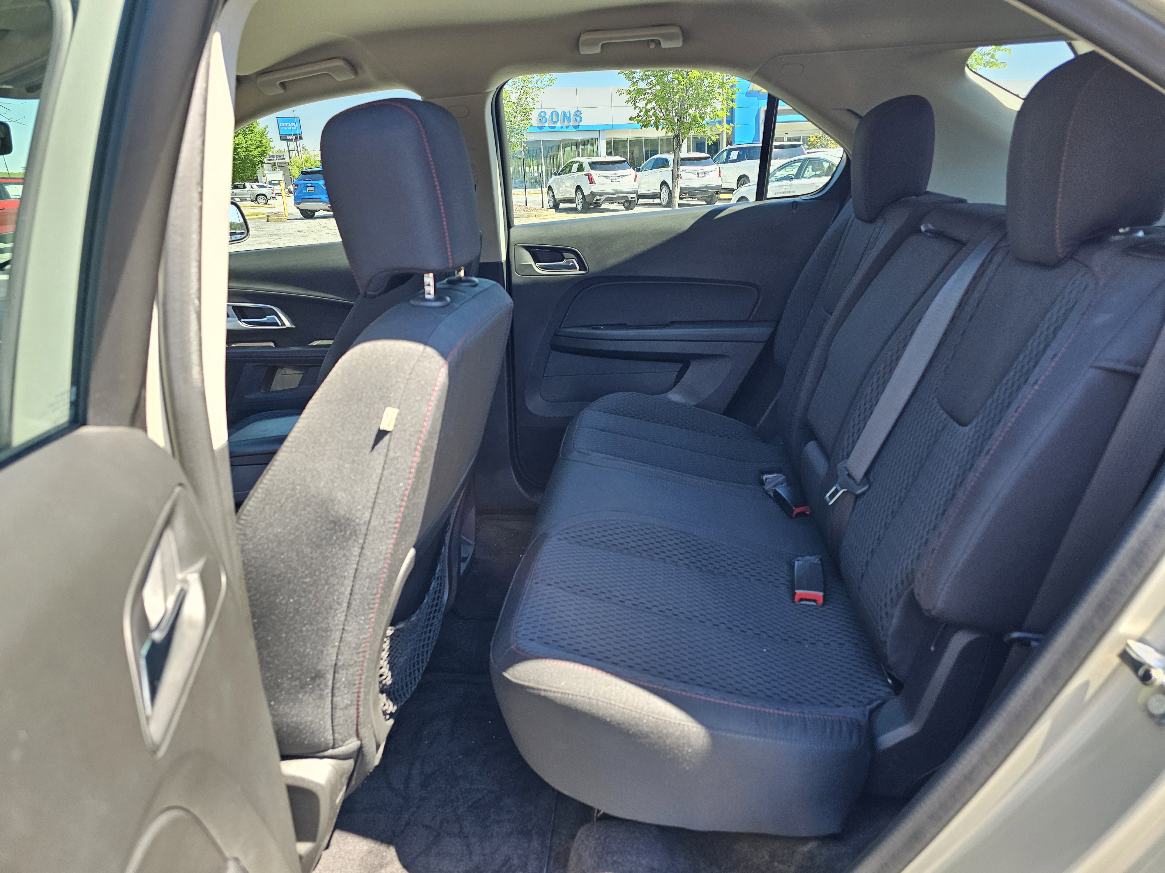 Used 2015 Chevrolet Equinox LS FWD image 27