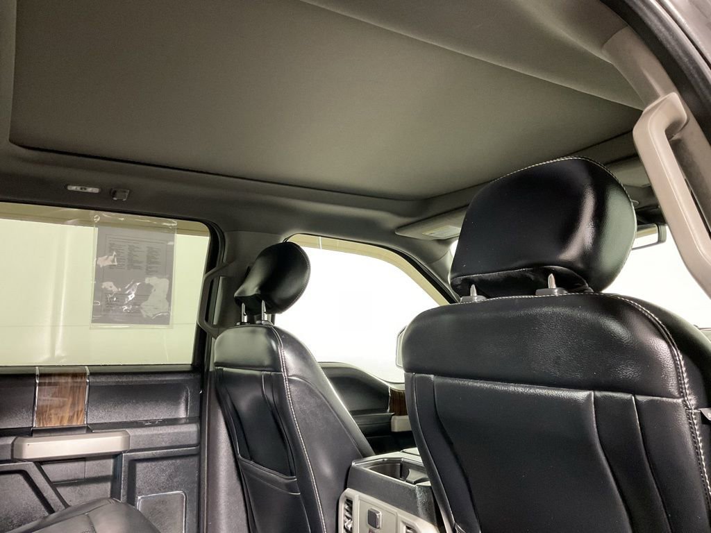 Used 2019 Ford F150 Lariat w/ Equipment Group 502A Luxury image 2