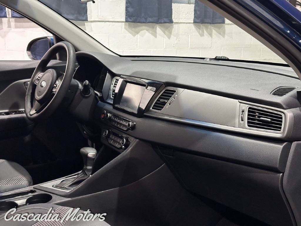 Used 2019 Kia Niro LX FWD image 17