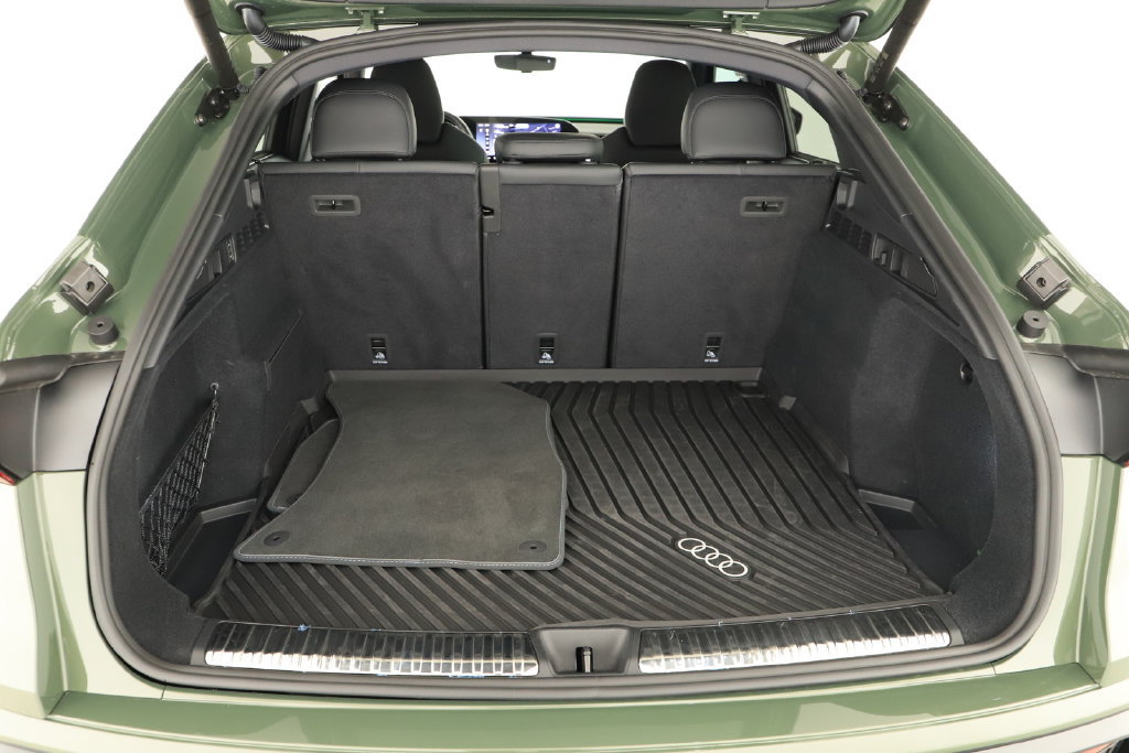 Used 2026 Audi SQ5 Premium Plus AWD/4WD image 29