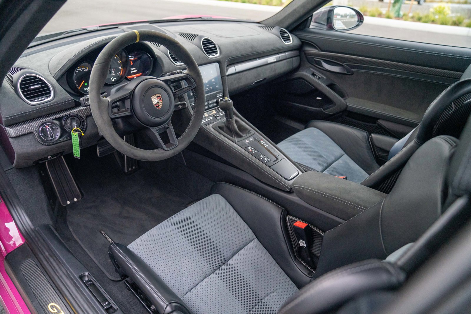 Certified 2025 Porsche 718 Cayman GT4 RS image 4