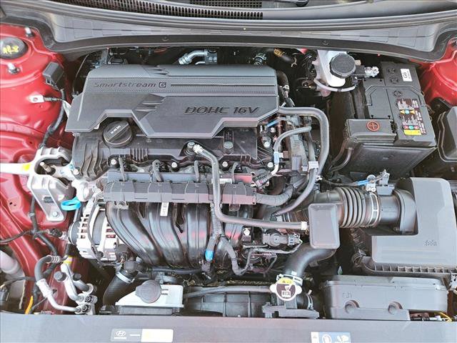 Used 2025 Hyundai Elantra Sport FWD image 27