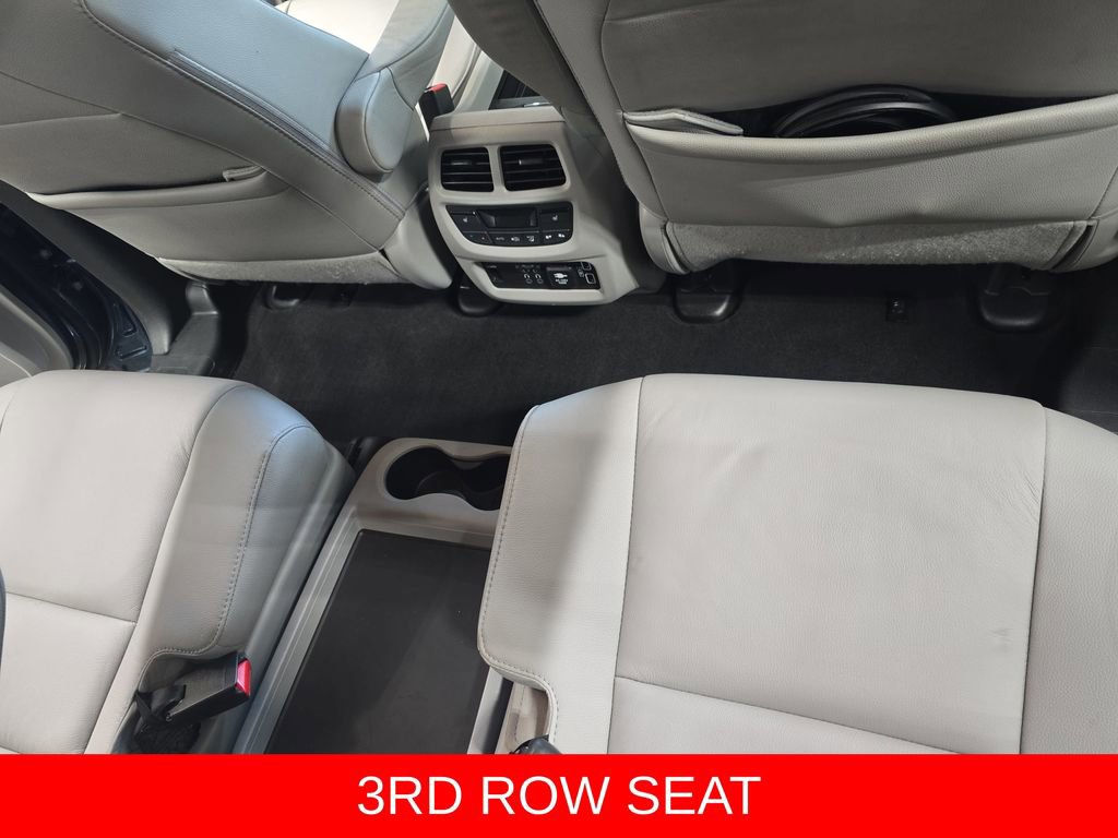 Used 2022 Honda Pilot Touring image 12