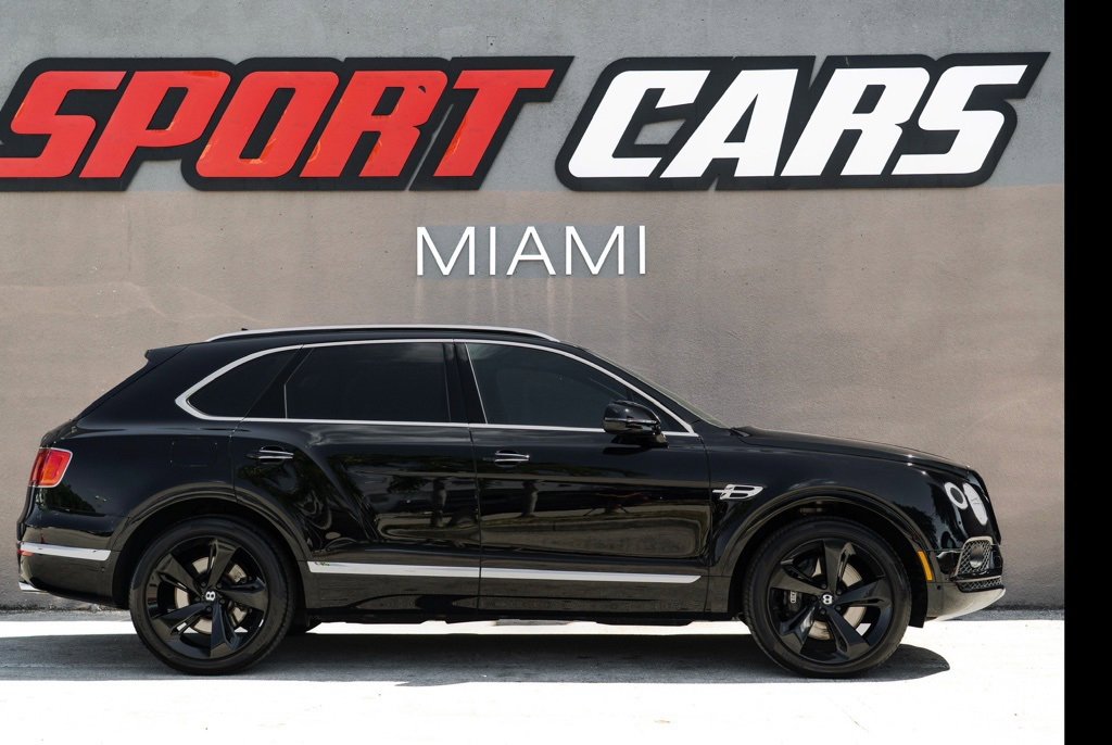 Used 2018 Bentley Bentayga image 6