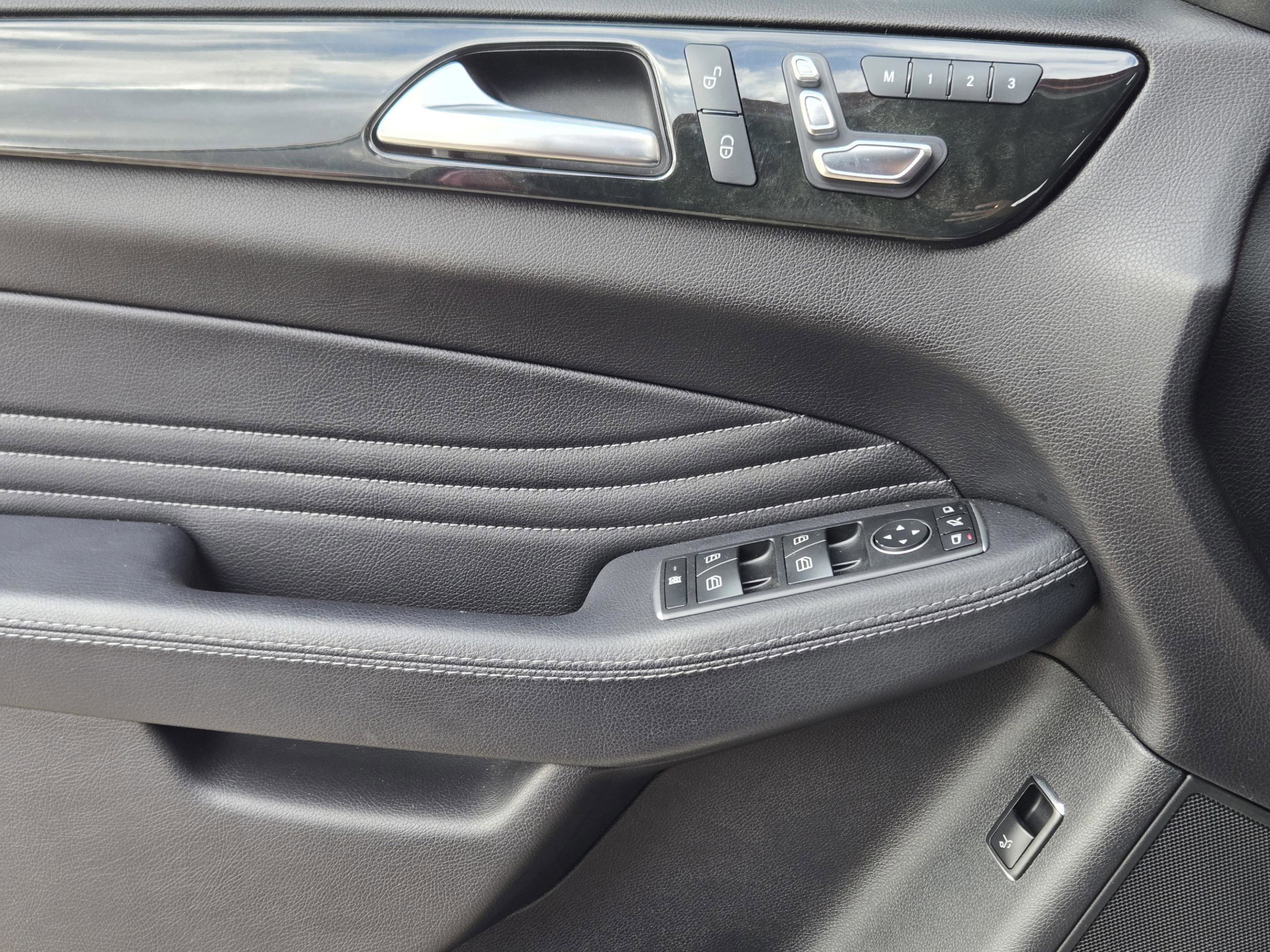 Certified 2019 Mercedes-Benz GLE 43 AMG 4MATIC Coupe image 29