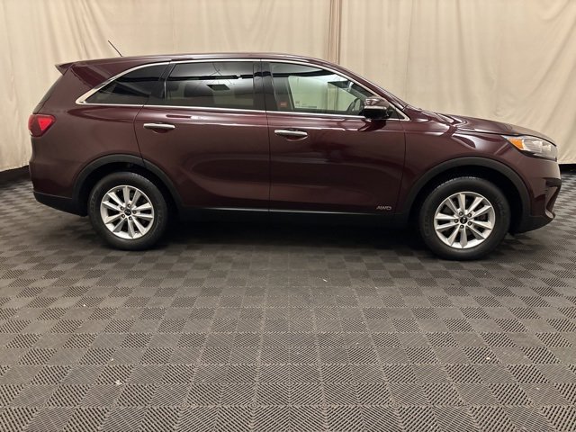 Certified 2019 Kia Sorento LX image 4
