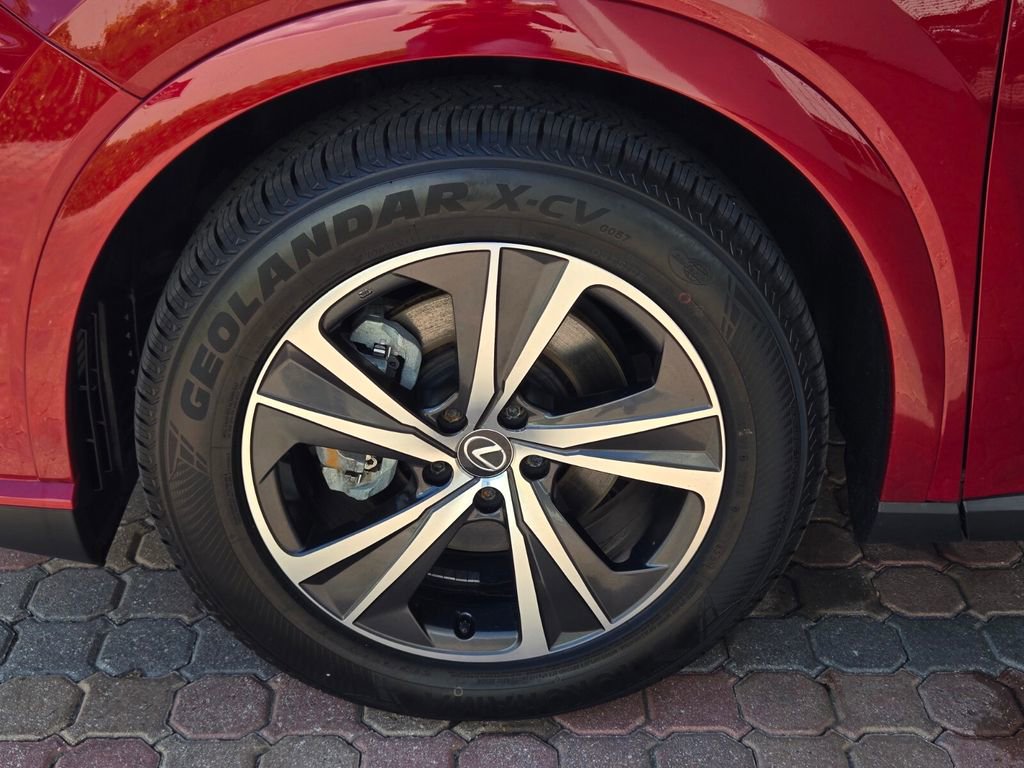 Used 2023 Lexus RX 350 w/ Cold Area Package AWD/4WD image 12