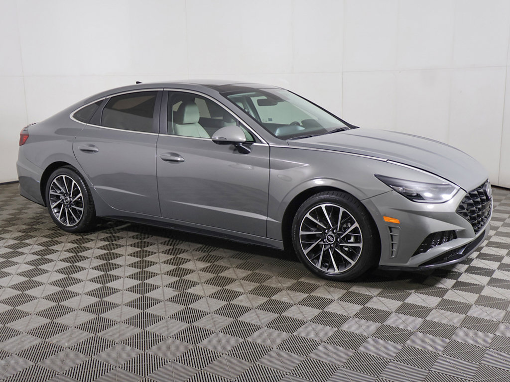 Used 2023 Hyundai Sonata Limited FWD image 17