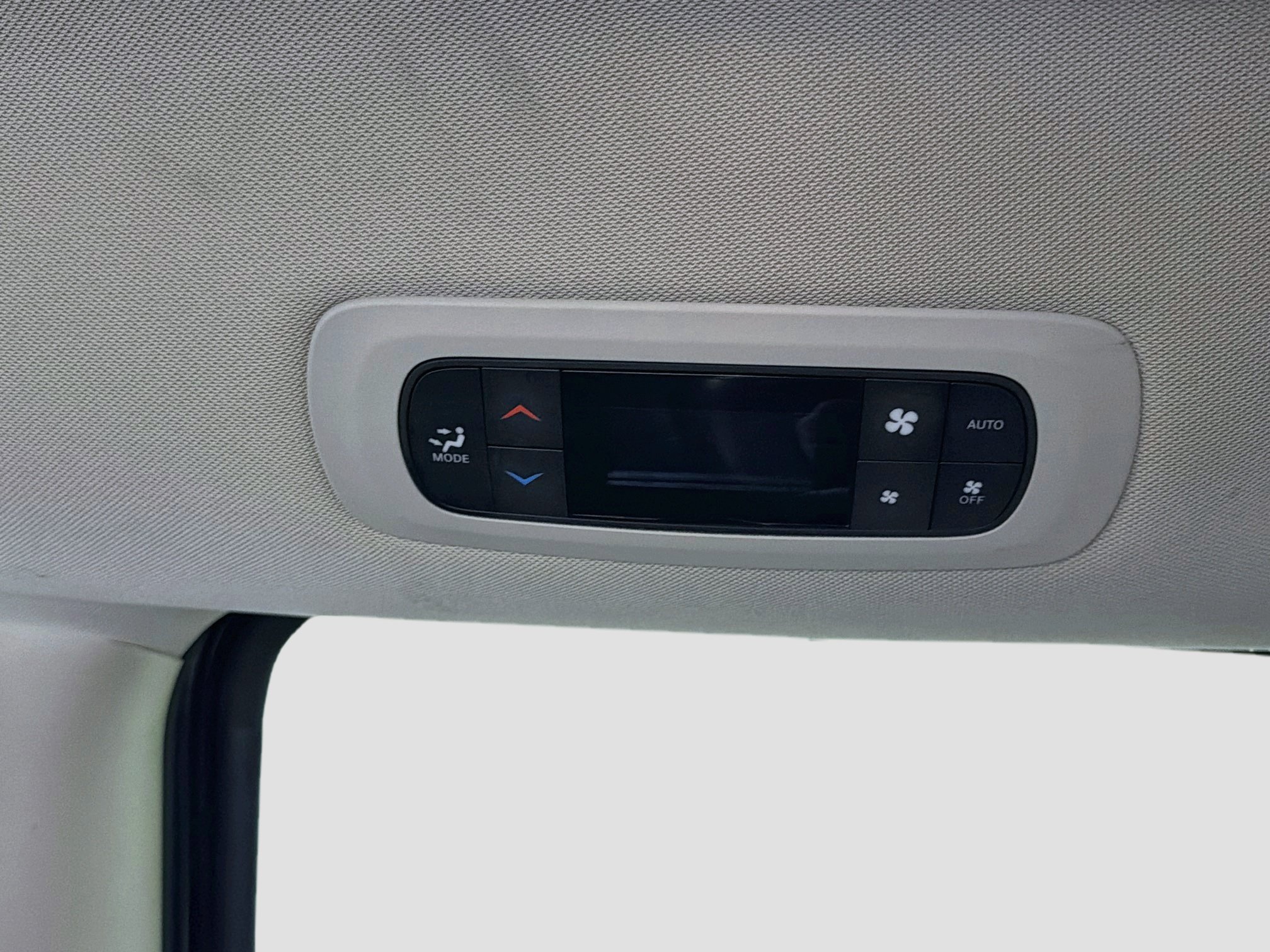 Used 2024 Chrysler Pacifica Touring-L FWD image 25