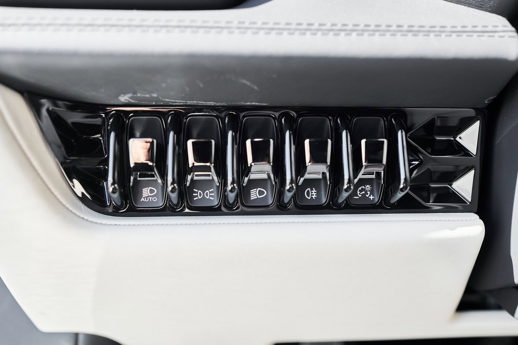 Used 2022 Lamborghini Huracan EVO image 44