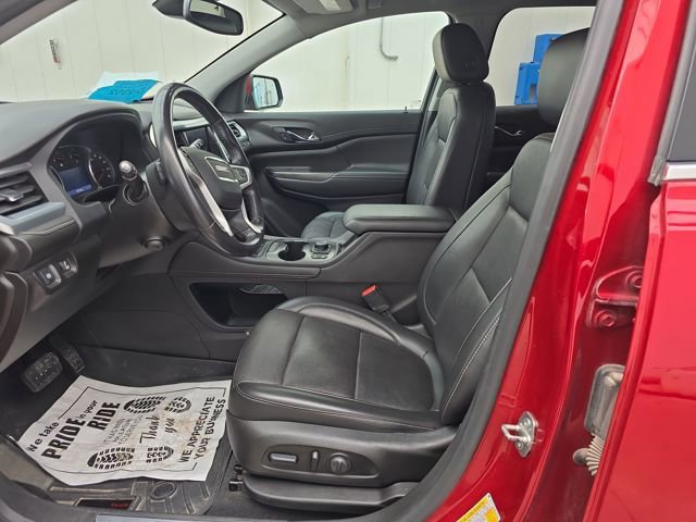 Used 2021 GMC Acadia SLT w/ Premium Package image 9