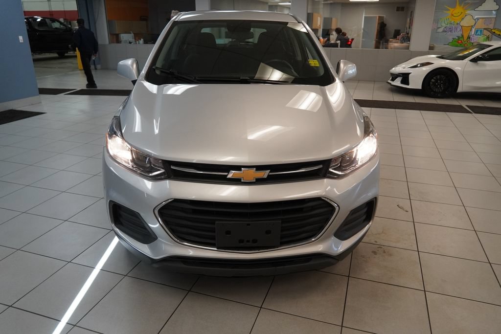 Used 2020 Chevrolet Trax LS AWD/4WD image 22