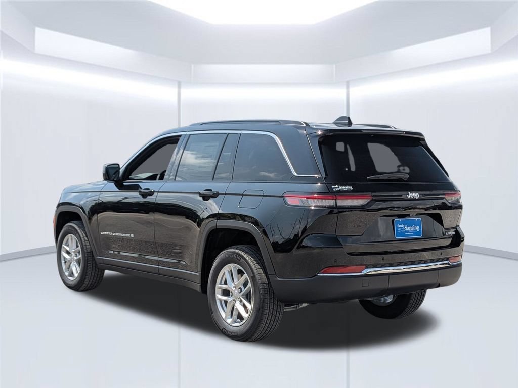 New 2026 Jeep Grand Cherokee Laredo X RWD image 3