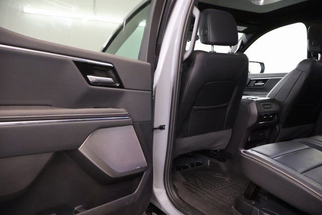 Used 2024 GMC Sierra EV Denali AWD/4WD image 27