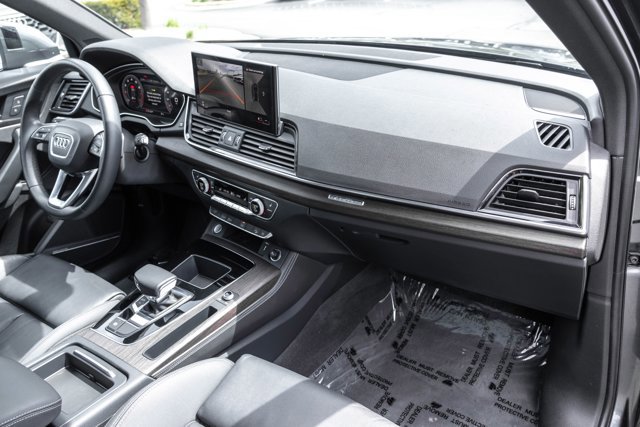 Used 2022 Audi Q5 2.0T Premium Plus AWD/4WD image 25